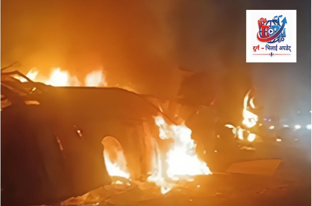 अनकापल्ली में टाटा–एर्नाकुलम एक्सप्रेस में भीषण आग, दो कोच जलकर खाक, एक यात्री की मौत