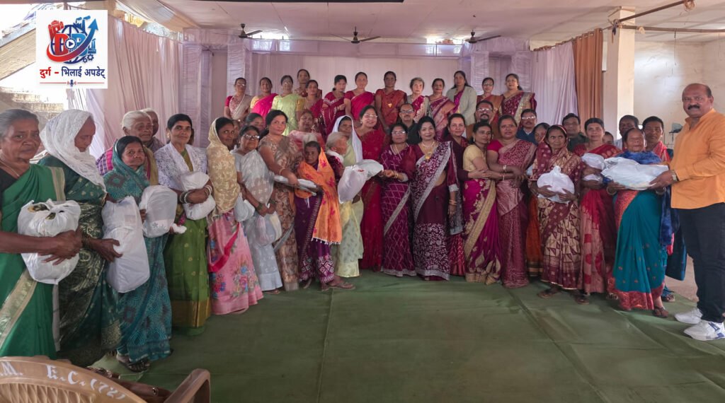 *मसीही महिला समिति ने लाचारों को दिए कंबल, स्वेटर*