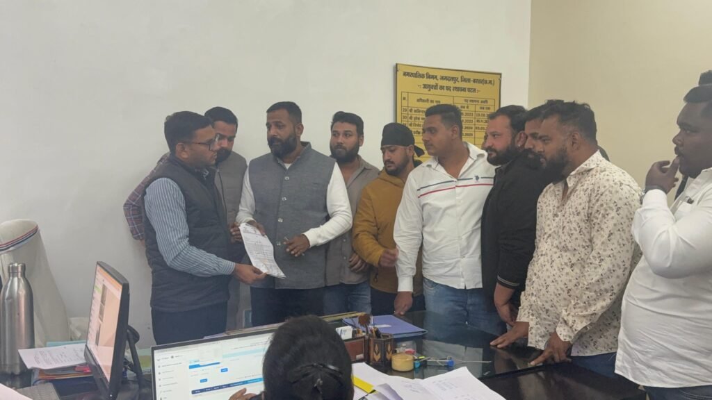 *गांधी मैदान की दुर्दशा दूर करे नगर निगम: निकेत राज झा* = युवा कांग्रेस ने दिया 5 दिनों का अल्टीमेटम =