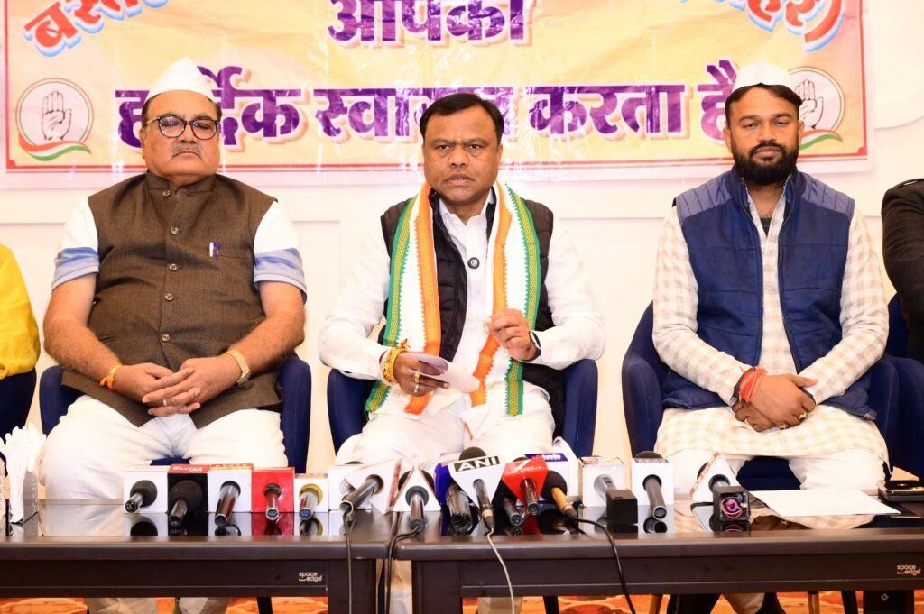 *मोदी सरकार मनरेगा की मूल आत्मा को खत्म कर छीन रही है श्रमिकों से काम का अधिकार: दीपक बैज* = मनरेगा को पूरी तरह बंद करने की साजिश: बैज =