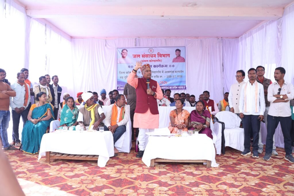 *बस्तर को संवार रही है साय सरकार : मंत्री केदार कश्यप* = मंत्री केदार कश्यप ने तोतर और कांगा में करोड़ों के विकास कार्यों का किया भूमिपूजन-लोकार्पण = = नारायणपुर में छात्राओं को साइकिल वितरण =