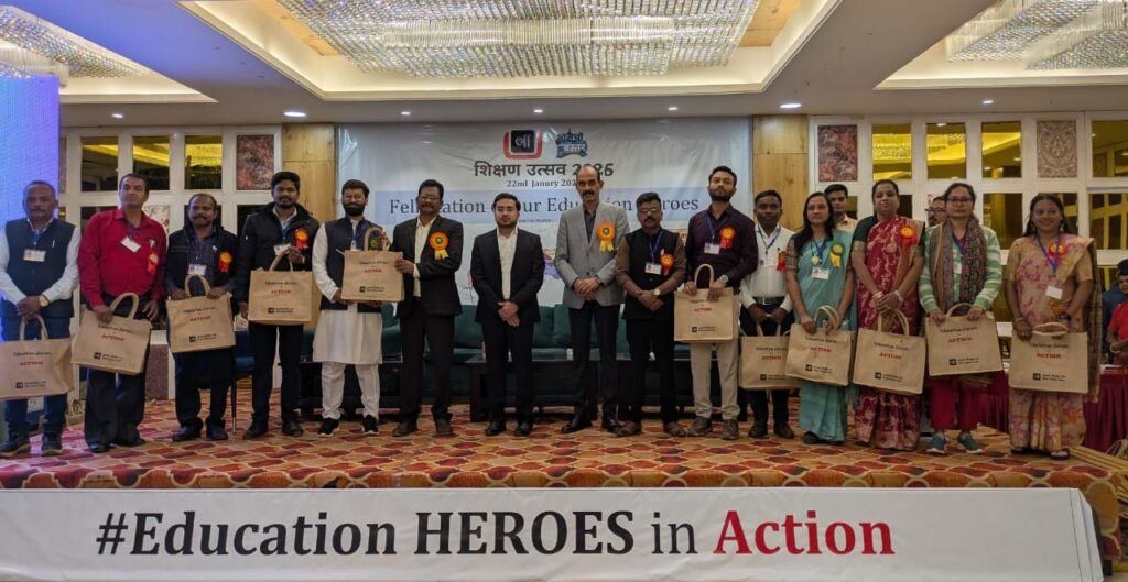*विनोबा शिक्षण उत्सव में बस्तर के शिक्षकों को मिली नई ऊर्जा* = नवाचार अपनाने वाले शिक्षकों का हुआ सम्मान =