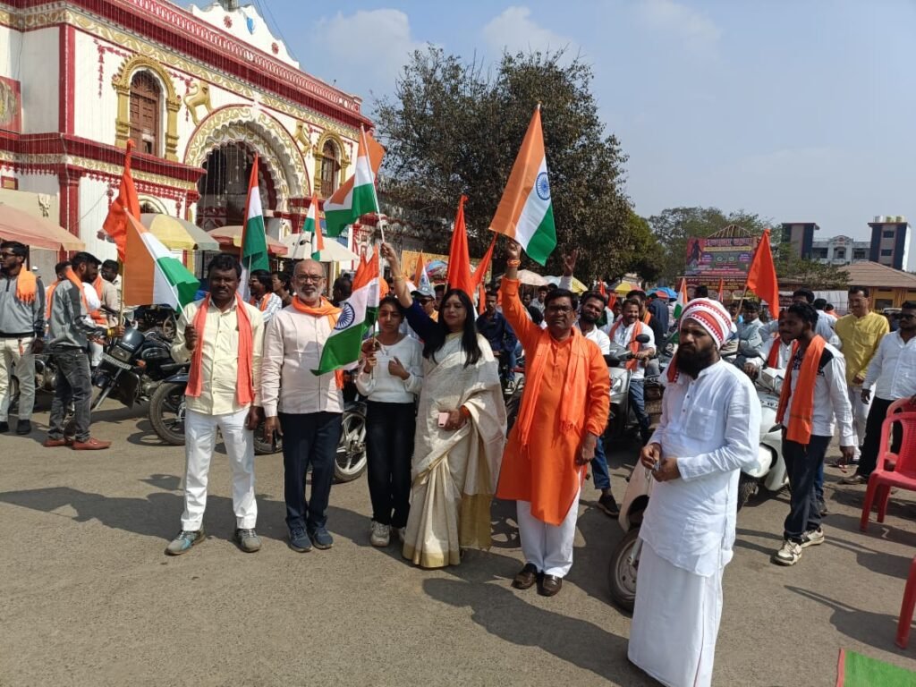 *बजरंग दल ने निकाली सदभावना तिरंगा यात्रा*