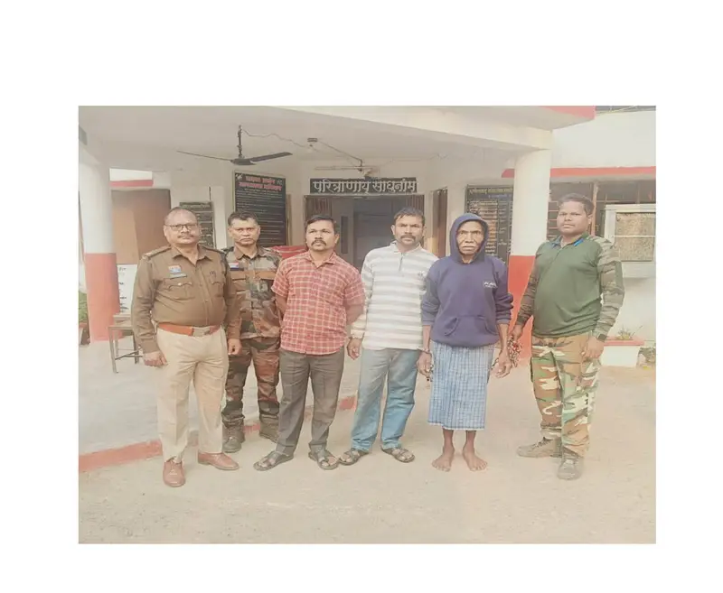 (कांकेर) हत्या के प्रकरण में नरहरपुर पुलिस को मिली सफलता 12 घण्टे के भीतर किया गया आरोपियों को गिरफ्तार। जमीन विवाद पर हत्या करने वाले रिस्तेदारों को नरहरपुर पुलिस ने भेजा जेल