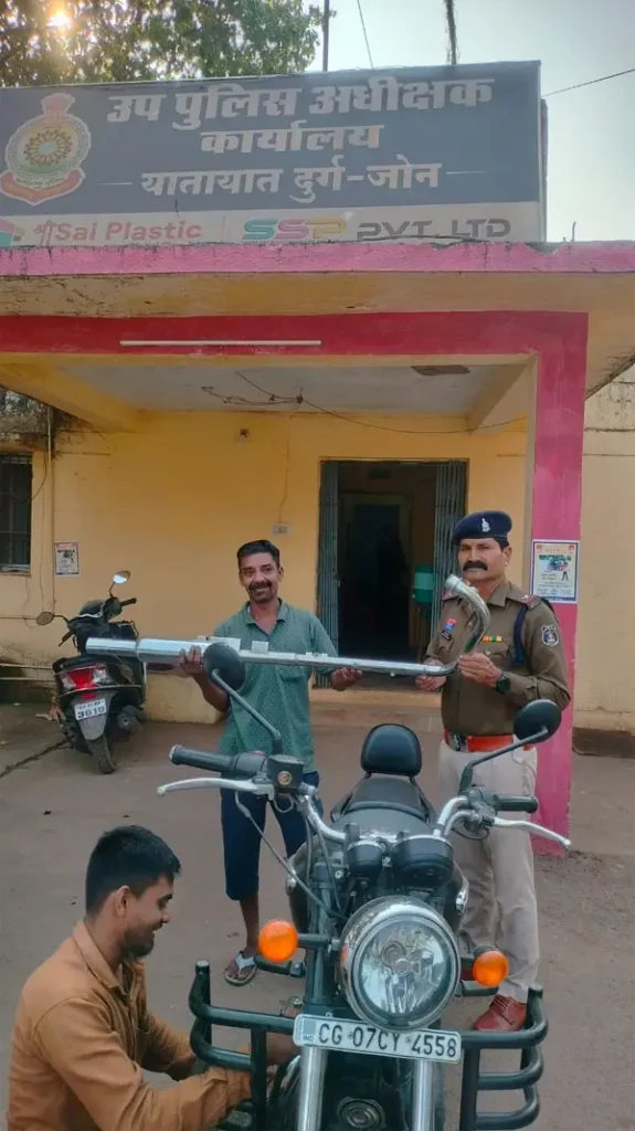 (दुर्ग) 13 दिनों में 2952 वाहन चालकों पर कार्रवाई, 1613 बिना हेलमेट चालकों को ई-चालान