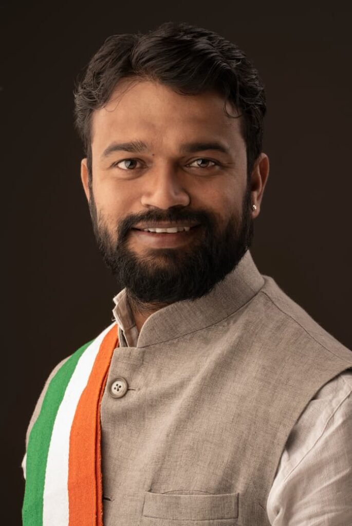 *छत्तीसगढ़ की दुर्गति करने वाला बजट: सुशील मौर्य* = रोजगार,शिक्षा, महिला सुरक्षा कृषि के लिए कोई प्रावधान नहीं: मौर्य = = मुनाफाखोरी को बढ़ावा देने और जनता को टोपी पहनाने वाला बजट =