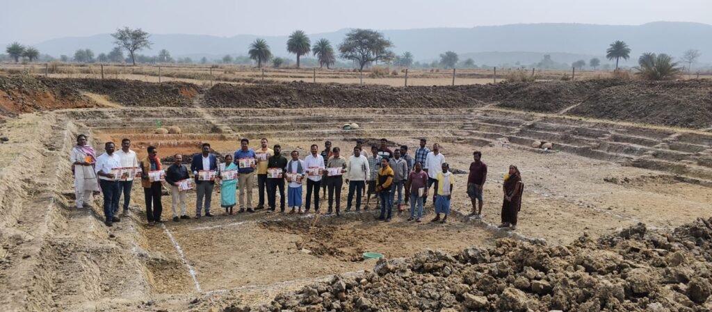 *असम में लागू होगा बस्तर का विकास मॉडल!* = बस्तर के कार्यों से बेहद प्रभावित हुए भ्रमण पर आए असम के अधिकारी = = असम के अफसरों ने गांवों के पीएम आवासों में कराया गृह प्रवेश =
