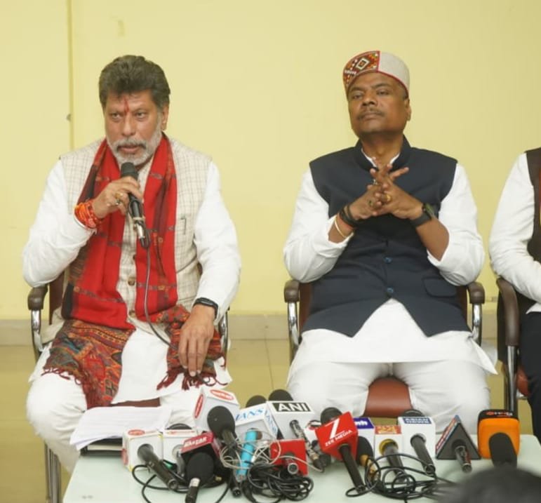 *केन्द्रीय बजट विकसित भारत के लक्ष्य की दिशा में अहम कदम-भाजपा प्रदेश अध्यक्ष किरण सिंह देव* केन्द्रीय बजट ऐतिहासिक व स्वागतेय, समावेशी विकास को समर्पित बजट किरण सिंह देव *सबका साथ सबका विकास को पूर्णतः परिभाषित करता है केन्द्रीय बजट – कैबिनेट मंत्री केदार कश्यप* = सर्वस्पर्शी केन्द्रीय बजट में हर वर्ग के लिये समान अवसर और विकास के लिये प्रावधान शामिल – केदार कश्यप