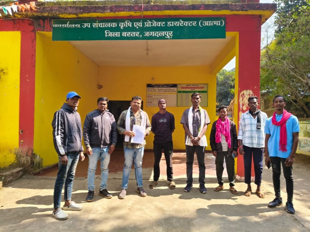 *किसान हित में जारी रहेगा युवा कांग्रेस का संघर्ष: हेमंत कश्यप* = किसानों की समस्याओं को लेकर युवा कांग्रेस जिला उपाध्यक्ष हेमंत कश्यप ने सौंपा ज्ञापन =