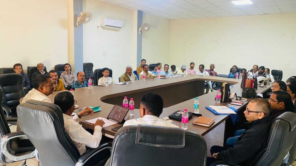 विकासखंड बकावंड में सर्व हाई स्कूल, हायर सेकंडरी बैठक