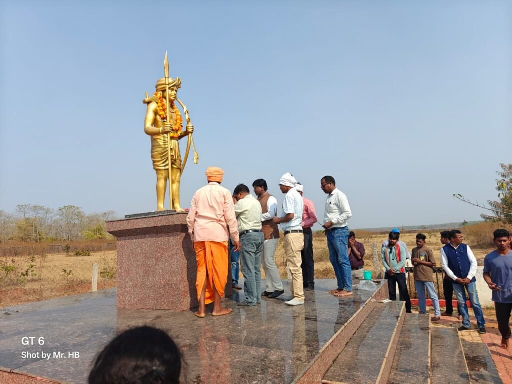 *मनाई वीर योद्धा जकरकन भतरा की जयंती*