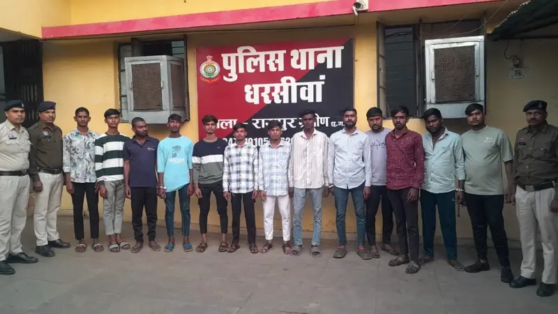 अपराधियों पर पुलिस का ‘होली स्पेशल’ एक्शन: 6 निरुद्ध, 2 फरार गिरफ्तार, 13 चाकूबाज समेत कई सलाखों के पीछे