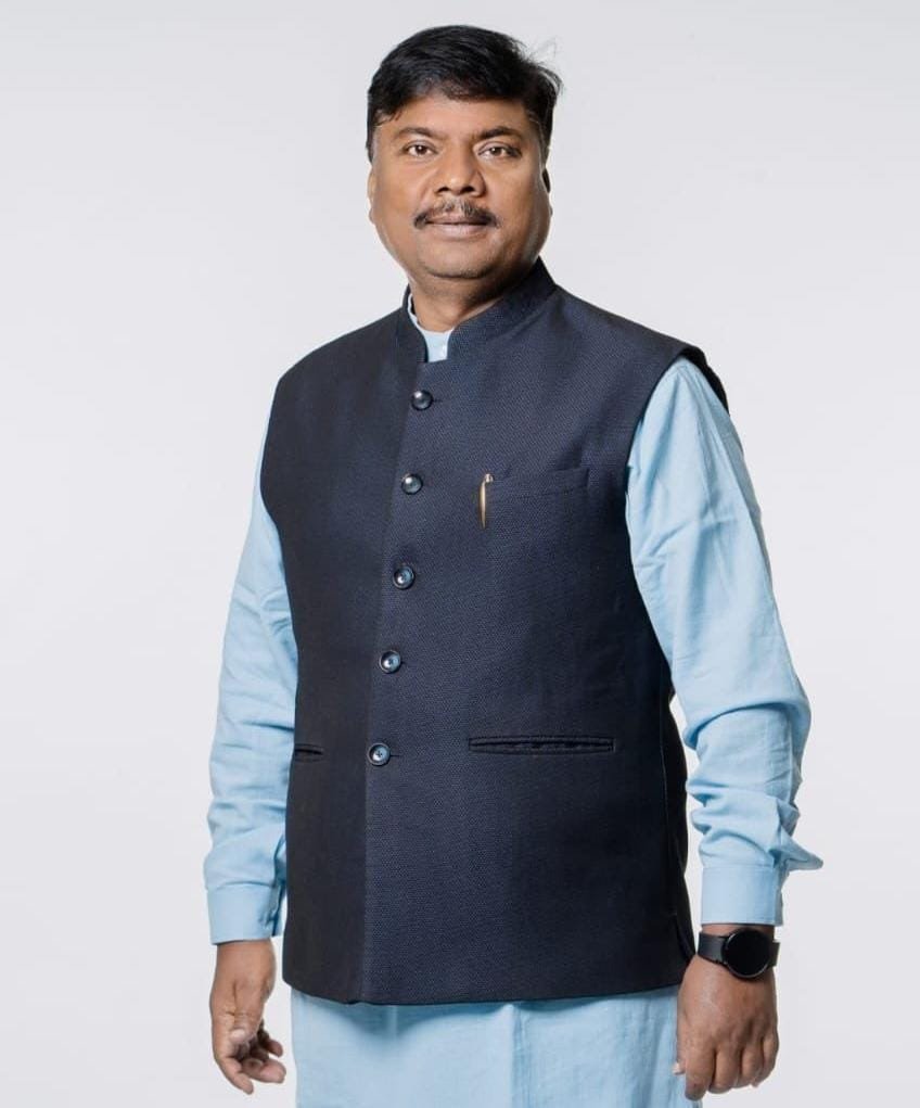 *संकल्प थीम वाला बजट बस्तर के समग्र विकास का रोडमैप: मंत्री केदार कश्यप* = बस्तर के सर्वांगीण विकास का संकल्प: बजट ऐतिहासिक: कश्यप = =अबूझमाड़-जगरगुंडा एजुकेशन सिटी के लिए 100 करोड़ की सौगात= = मुख्यमंत्री विष्णुदेव साय को साधुवाद: मंत्री कश्यप = = वन विभाग में होंगी 1 हजार भर्तियां: वन मंत्री =