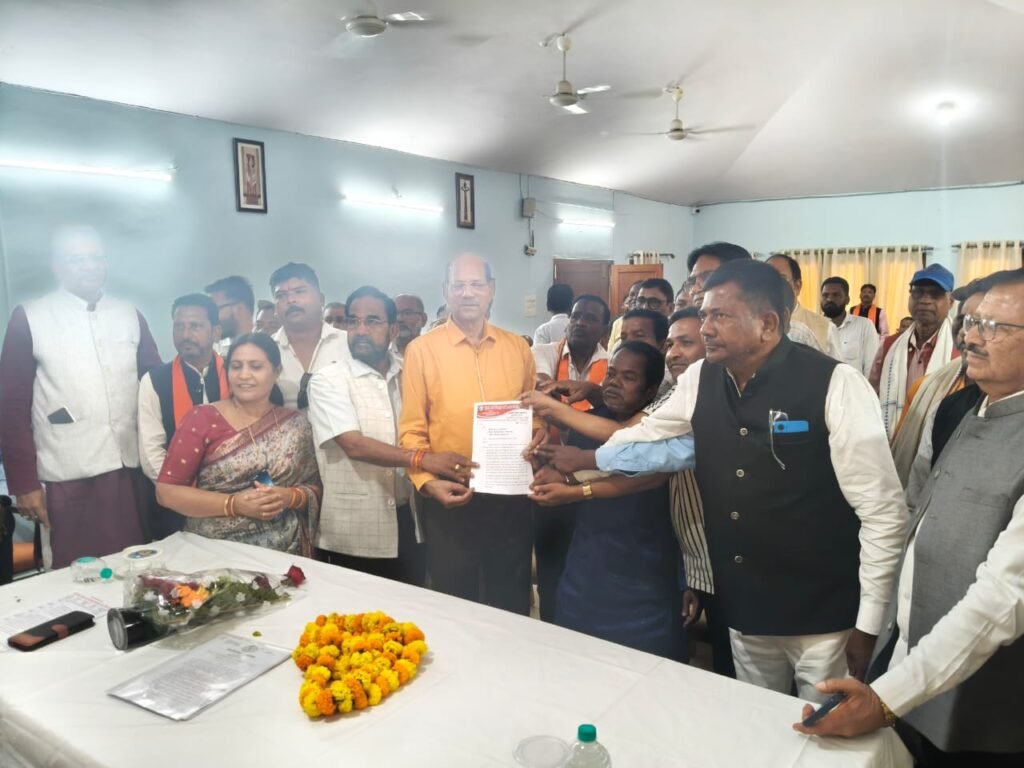 *आयोग अध्यक्ष से मिले सुंडी समाज के प्रतिनिधि*